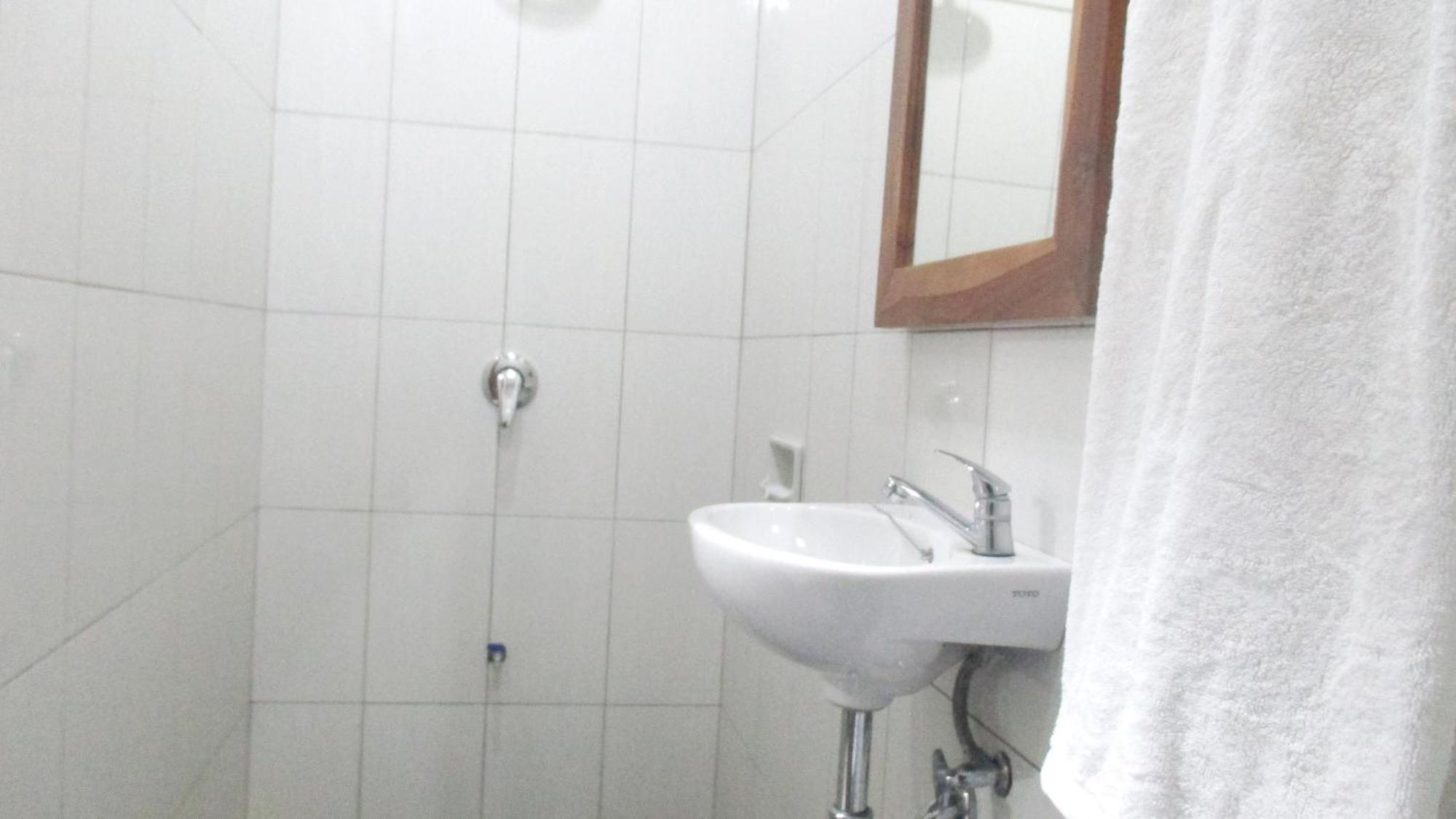 Vinandaka Homestay Санур Экстерьер фото